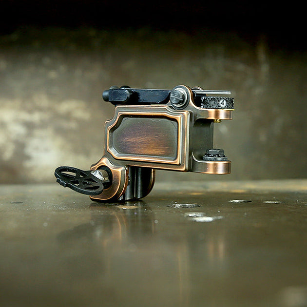 タトゥーマシン Dan Kubin Mojobox V2.2 Dan Kubin Mojobox V2.2 - Bronze – Workhorse Irons
