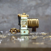 Dan Kubin V3/24 Sidewinder - Distressed Seafoam x Gold RCA