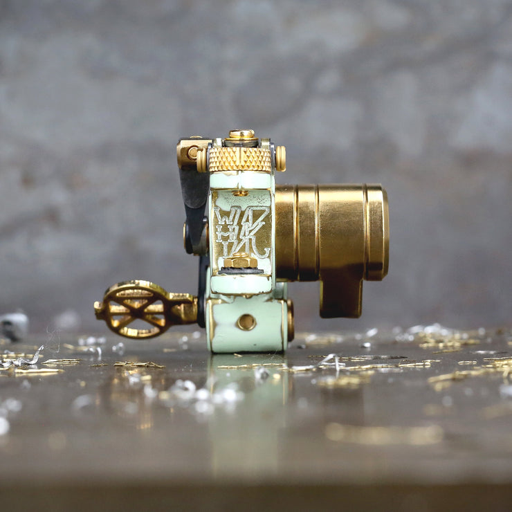 Dan Kubin V3/24 Sidewinder - Distressed Seafoam x Gold RCA