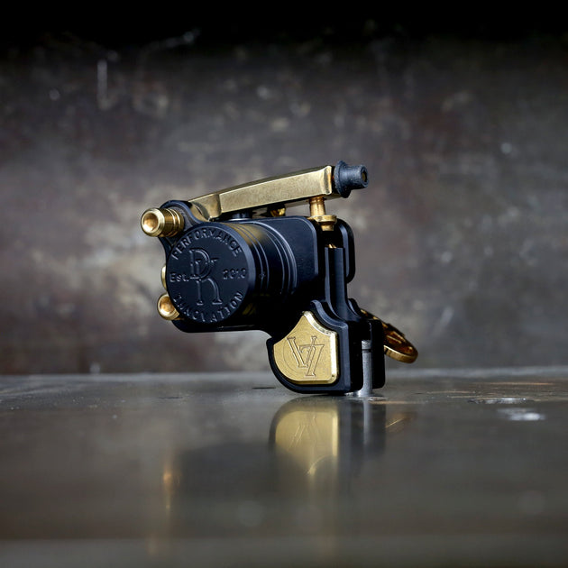 タトゥーマシン【Dan Kubin Sidewinder v7.5】 Dan Kubin Sidewinder v7.5 - Black x Gold FEATHERWEIGHT