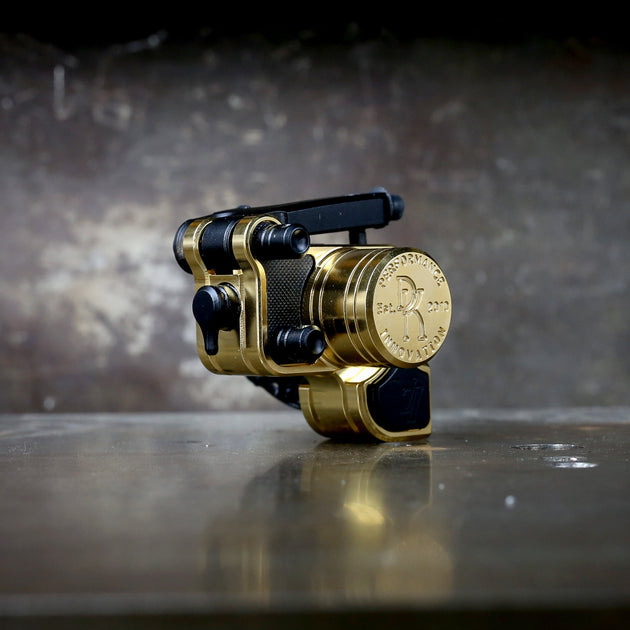 Dan Kubin Sidewinder v7.5 - Gold w/ Black – Workhorse Irons