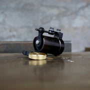 Lata grande de Joshua Bowers