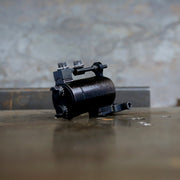 Lata grande de Joshua Bowers