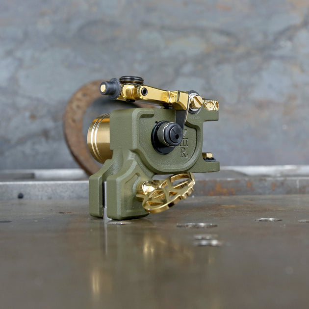 Limited Dan Kubin Olive + Gold V3R Sidewinder – Workhorse Irons