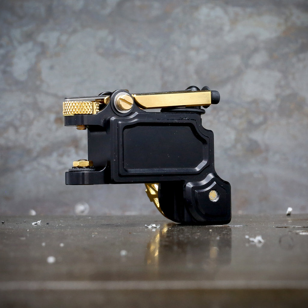 Dan Kubin Mojobox V2.2 - Black x Gold Featherweight – Workhorse Irons