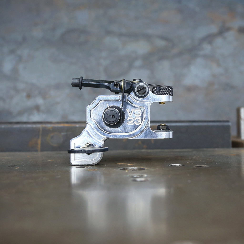 タトゥーマシン Workhorse Irons Dan kubin V3R Dan Kubin Black Brass V3R Sidewinder – Workhorse Irons