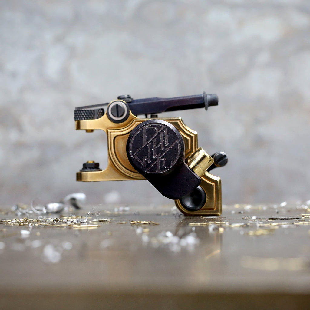 Dan Kubin V3/24 Sidewinder - Gold x Black RCA – Workhorse Irons