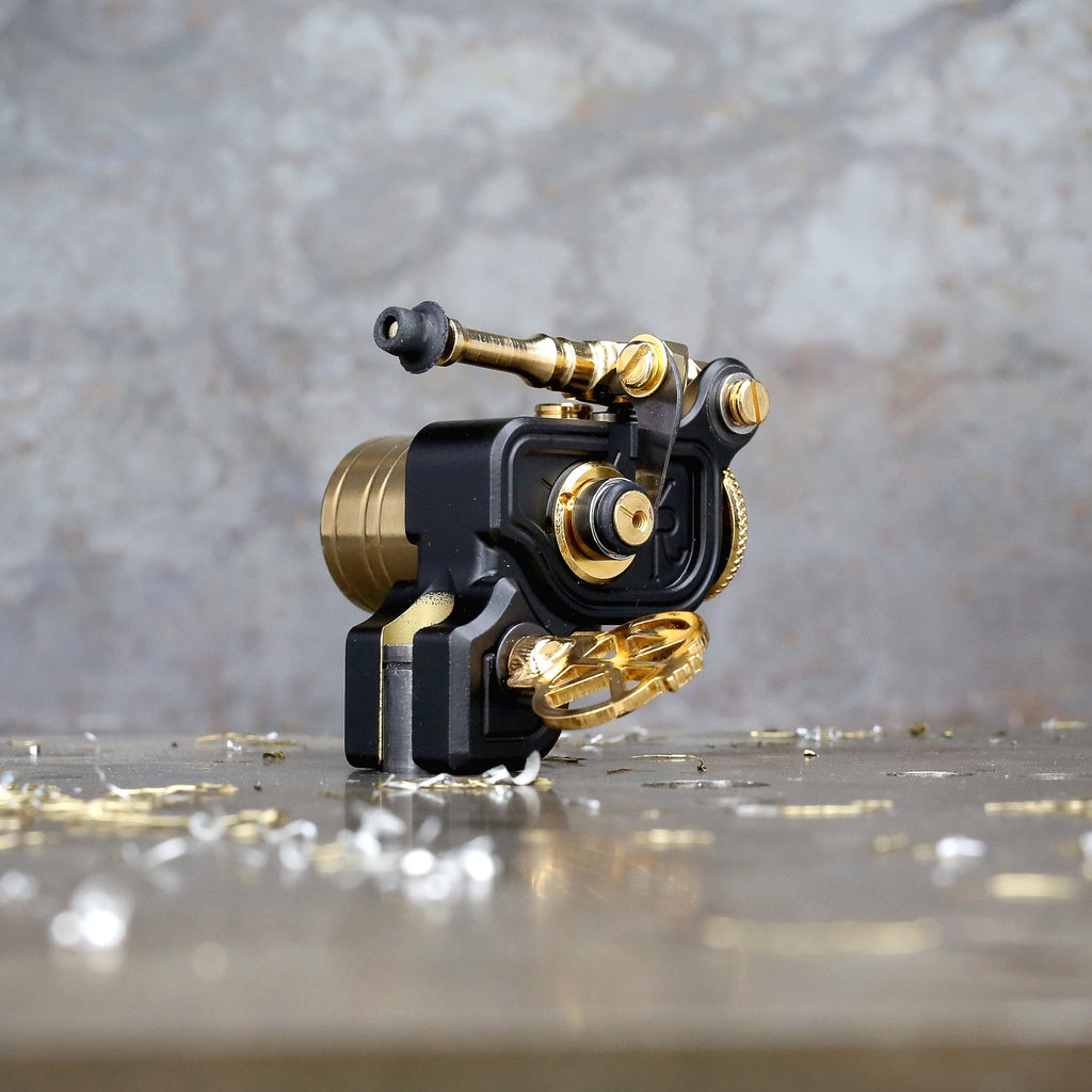 Dan Kubin Sidewinder 46er - Black x Gold – Workhorse Irons