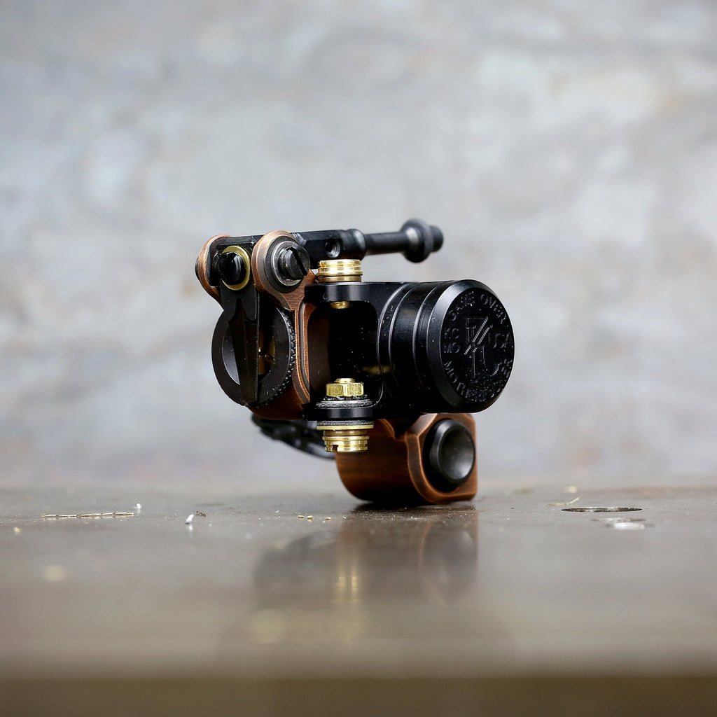 Dan Kubin Sidewinder 46er - Bronze x Black – Workhorse Irons Dan Kubin Sidewinder 46er - Bronze x Black – Workhorse Irons