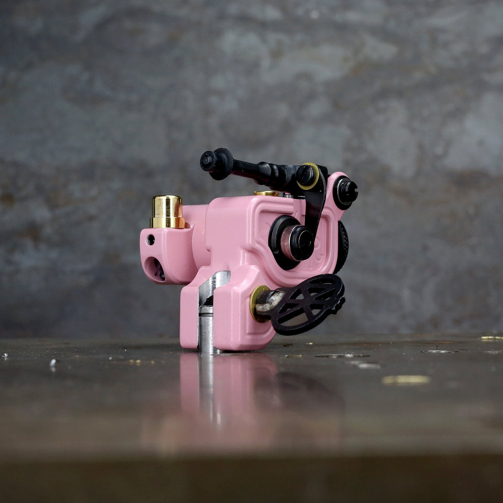 Dan Kubin Sidewinder 46er - FEATHERWEIGHT Pink x Pink Aluminum RCA