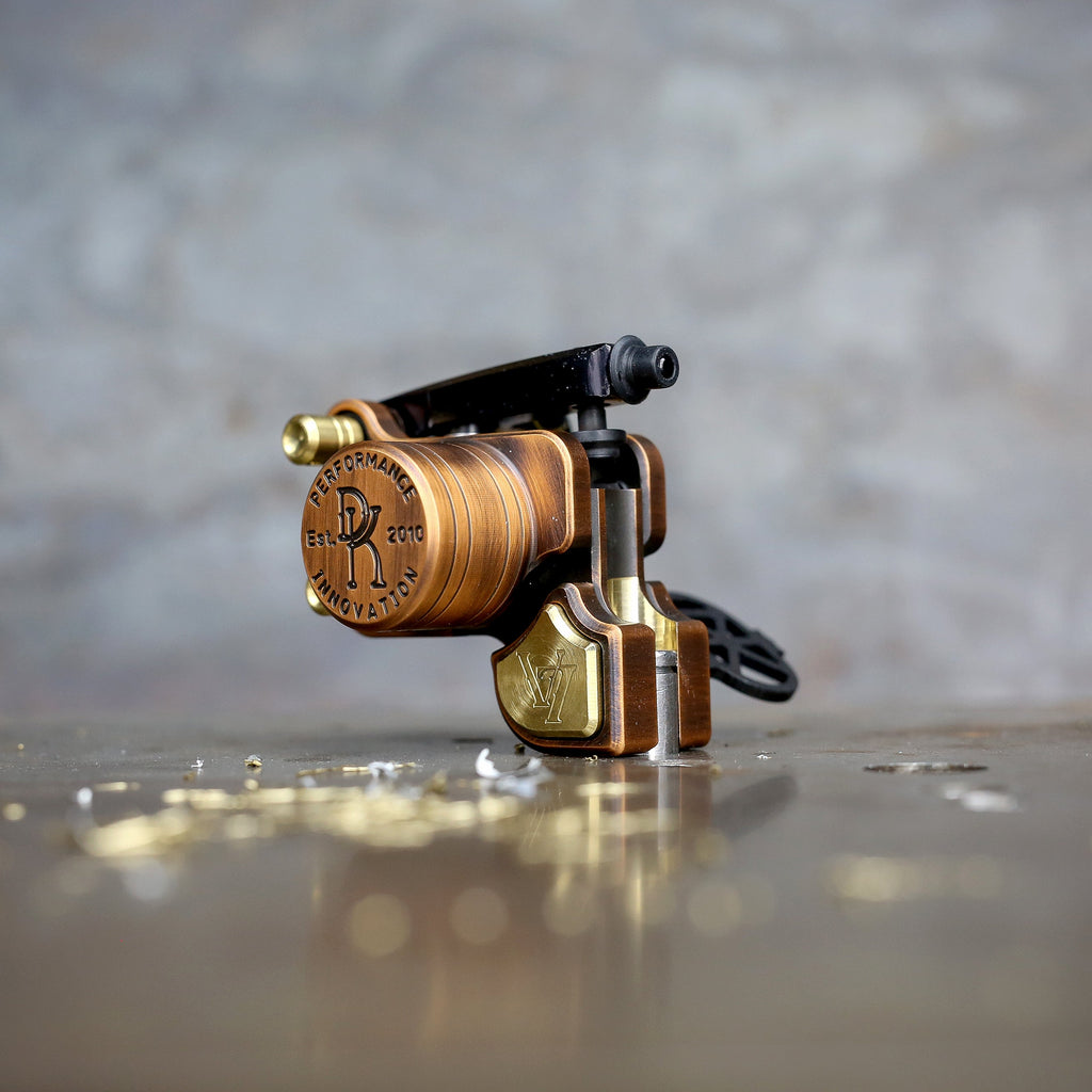 タトゥーマシン【Dan Kubin Sidewinder v7.5】 Dan Kubin Sidewinder v7.5 - Black x Gold FEATHERWEIGHT