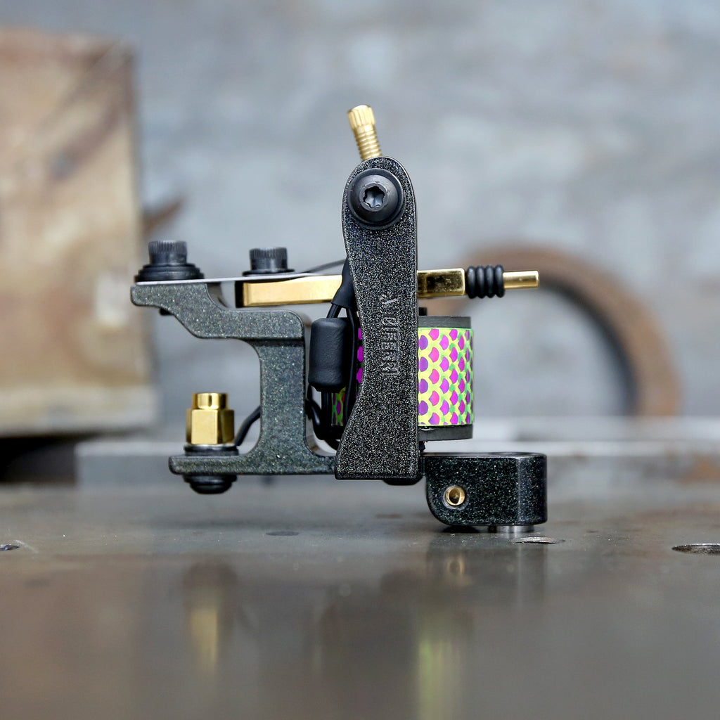 Limited Adam Ciferri V3 Ghost Dog Liner - Rainbow Black x Gold