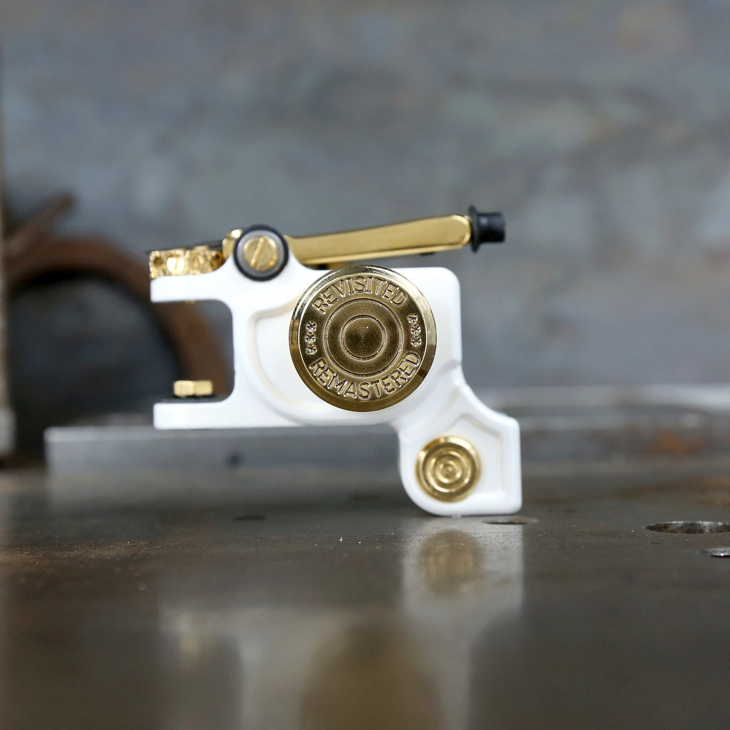 Limited Dan Kubin White + Gold V3R Sidewinder – Workhorse Irons